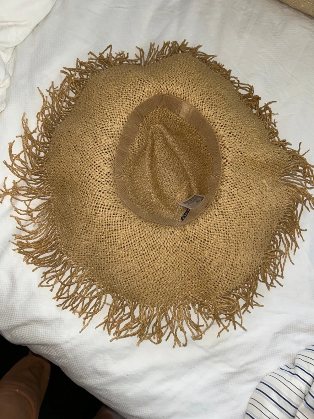 H&M NEW straw fringe trim wide brimmed Sun beach pool hat